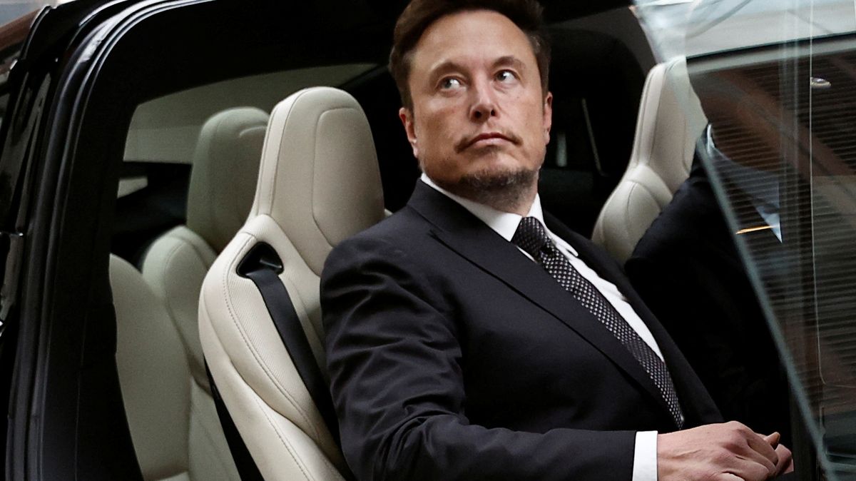 Musk je znovu nejbohatším člověkem na světě. Díky růstu akcií Tesly